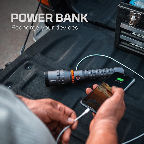 NEBO DAVINCI 8000 8,000 Lumen LED Rechargeable Flashlight & Power Bank - Image 3